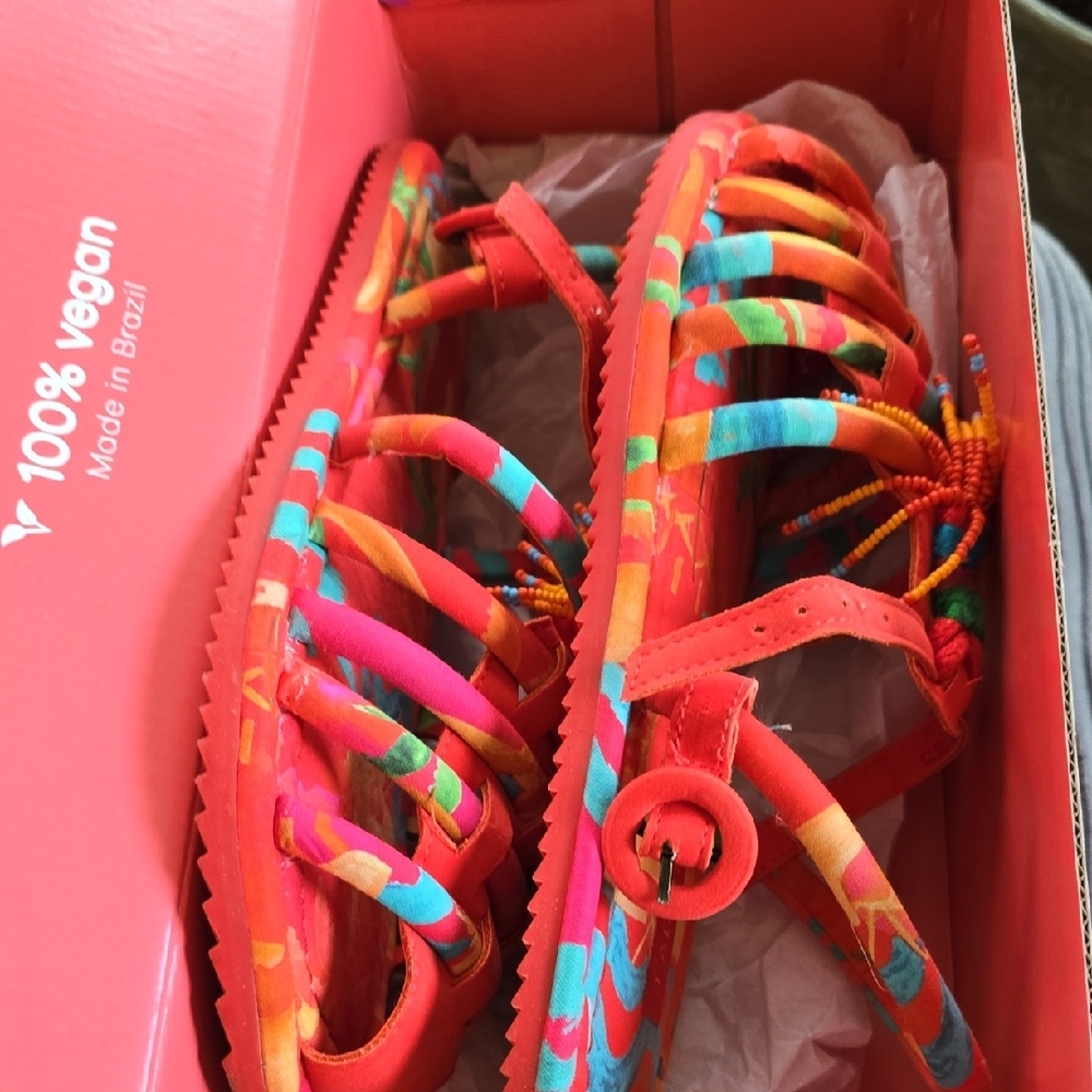 FARM Rio Vibrant Red Multicolor Sandals - Picture 7 of 7